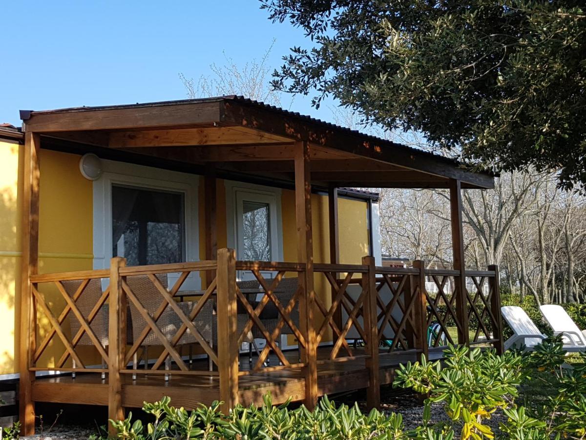 Naturist Mobile Homes Eden In Fkk Ulika ポレッチ エクステリア 写真